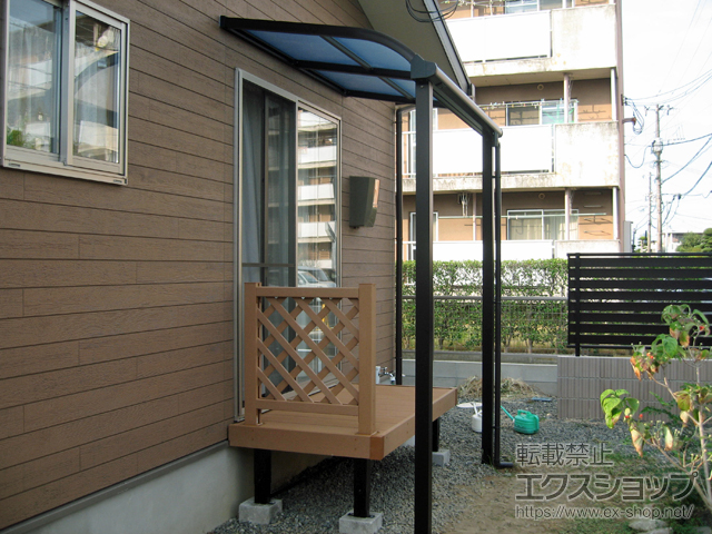 熊本県熊本市ののテラス屋根 ソラリア R型 テラスタイプ 単体 積雪〜20cm対応 施工例