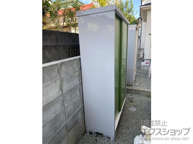 神奈川県横浜市のの物置・屋外倉庫 シンプリー 一般型 1320×515×1903 MJX-135E-LG 施工例