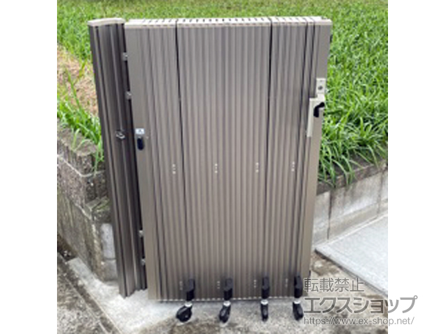 千葉県山武市ののカーゲート アルシャインII PG型R(ペットガード) Aタイプ ノンレール 片開き　550S 施工例