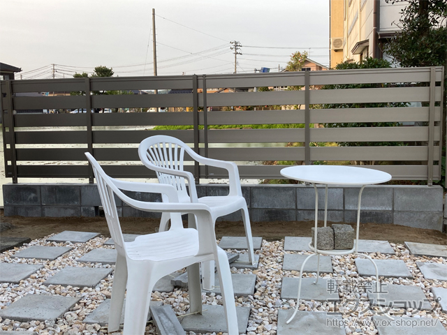 新潟県柏崎市ののフェンス・柵 フレイナフェンス Y1型 アルミ色タイプ　フリー支柱タイプ 施工例