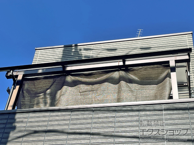 東京都板橋区ののバルコニー・ベランダ屋根 ソラリア R型 屋根タイプ 単体 積雪〜20cm対応 施工例