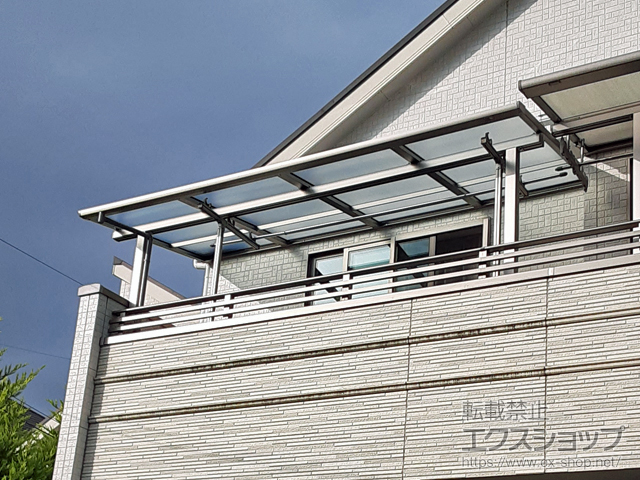 東京都小平市ののバルコニー・ベランダ屋根 スピーネ F型 屋根タイプ 単体 積雪〜20cm対応 施工例