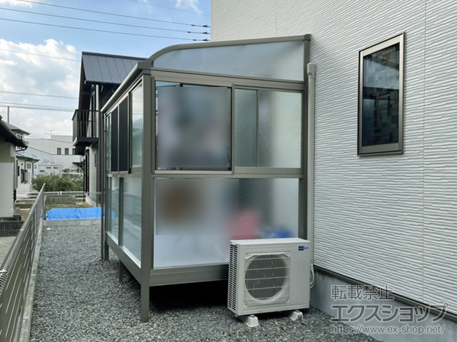 佐賀県三養基郡上峰町ののテラス囲い・サンルーム サニージュ R型 床納まり ランマ無 積雪〜20cm対応 施工例