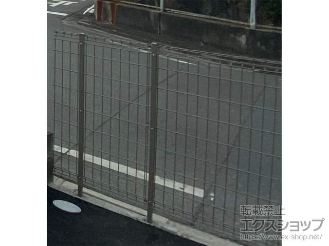 大阪府東大阪市ののサイクルポート・駐輪場、フェンス・柵 イーネットフェンスA1F型 高尺タイプ 自由柱施工 施工例