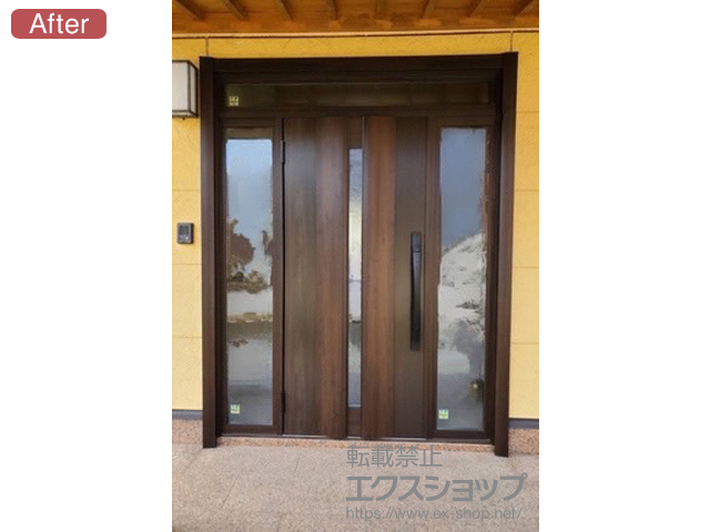 大分県由布市のの玄関ドア、二重窓（内窓） リシェント玄関ドア3 断熱K2仕様 両袖仕様(ランマ付)L G12型 ※タッチキー仕様(キー付リモコン) 施工例