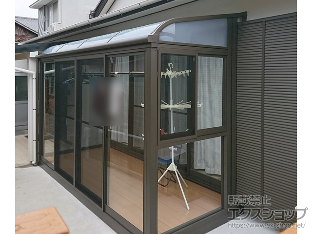 福岡県うきは市ののテラス囲い・サンルーム サニージュR型 床納まり ランマなし 積雪20cm対応 ＊ガラス組込み仕様 施工例