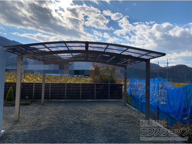 長野県須坂市ののカーポート ネスカR (ラウンドスタイル) ワイド 積雪〜20cm対応 施工例