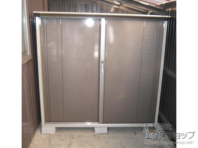 岐阜県大垣市のの物置・屋外倉庫 グランプレステージジャンプ 1695×900×1600 GP-179B-F-CB 施工例