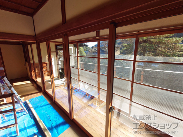 東京都青梅市のの二重窓（内窓） インプラス 引違い窓 4枚建 間仕切り下枠仕様 施工例