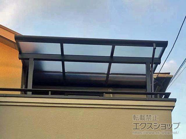 東京都八王子市ののバルコニー・ベランダ屋根 ソラリア F型 屋根タイプ 単体 積雪〜20cm対応 施工例