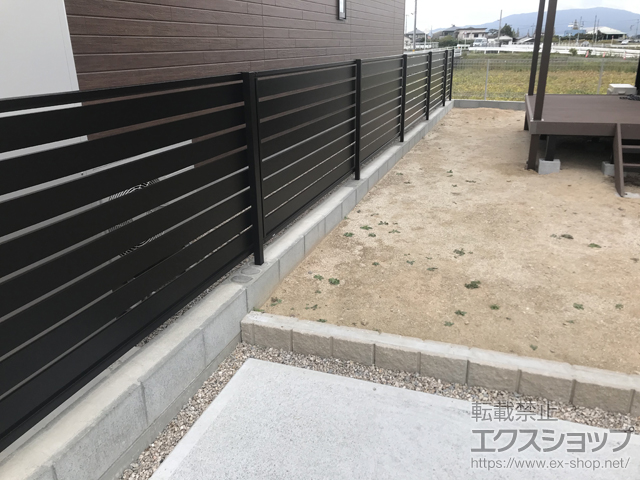 福岡県三井郡大刀洗町ののフェンス・柵 モクアルフェンス 横板タイプ 自由柱施工 施工例