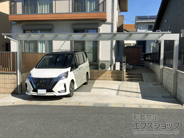 千葉県袖ケ浦市ののカーポート エフルージュ ツイン FIRST 積雪〜20cm対応*梁延長仕様（外観右側全て8m以下） 施工例