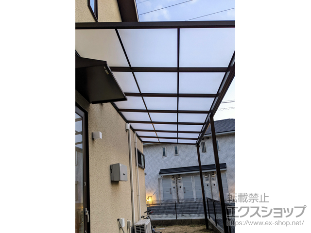 兵庫県加古郡稲美町ののテラス屋根 ソラリア F型 テラスタイプ 連棟 積雪〜20cm対応 施工例