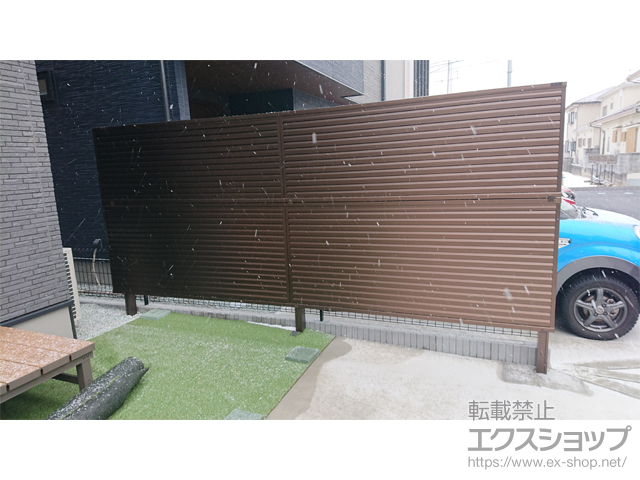 宮城県名取市ののフェンス・柵 ミエーネフェンス 目隠しルーバータイプ 2段支柱 自立建て用 施工例