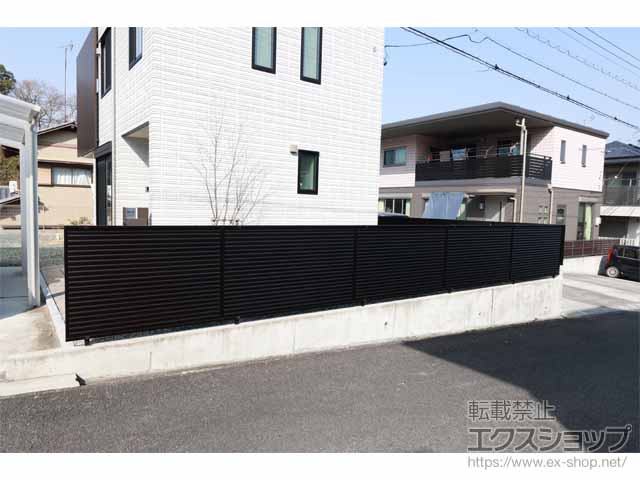 静岡県掛川市ののフェンス・柵 シンプレオフェンス13F型 ルーバー 自由柱施工 施工例