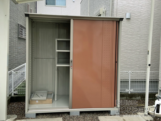 埼玉県草加市のの物置・屋外倉庫 グランプレステージジャンプ 1879×900×1900 GP-199A-F-TR 施工例