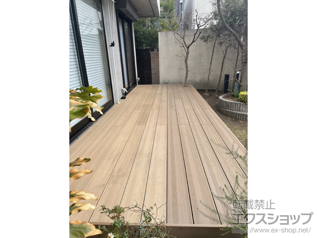 兵庫県尼崎市ののウッドデッキ 樹ら楽ステージ 木彫 施工例
