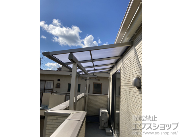 兵庫県明石市ののバルコニー・ベランダ屋根 ソラリア F型 屋根タイプ 単体 積雪〜20cm対応 施工例