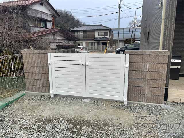 山梨県南巨摩郡身延町のの門扉 レジリア Y3型 両開き 門柱タイプ 施工例