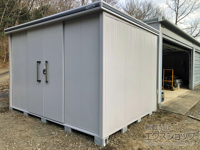 静岡県熱海市のの物置・屋外倉庫 エルモ 一般型 3620×2570×2356 LMD-3625H-CB 施工例
