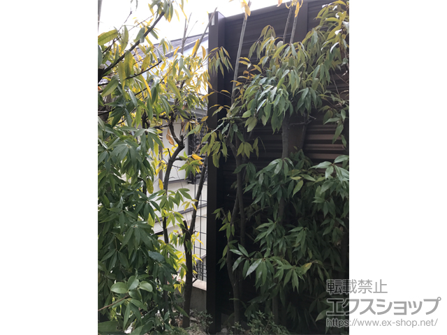 大阪府箕面市ののフェンス・柵 ミエーネフェンス 目隠しルーバータイプ 2段支柱 自立建て用 施工例