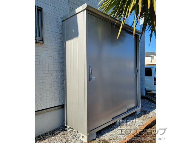 埼玉県上尾市のの物置・屋外倉庫 エスモ 一般型 1797×650×1959 ESE-1806A-SS 施工例