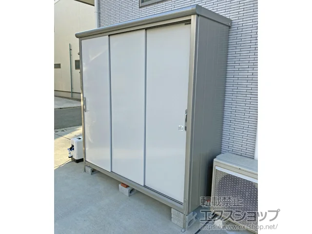 大阪府堺市のヨドコウの物置・収納・屋外倉庫 エスモ 一般型 1950×650×1959 ESE-1906A-PW 施工例