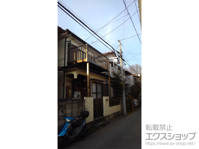 埼玉県狭山市のLIXIL リクシル（トステム）のバルコニー ビューステージHスタイル 縦太格子 単体 柱建て式 施工例