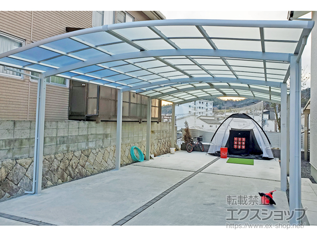 広島県呉市ののカーポート ネスカR (ラウンドスタイル) ワイド 積雪〜20cm対応 施工例