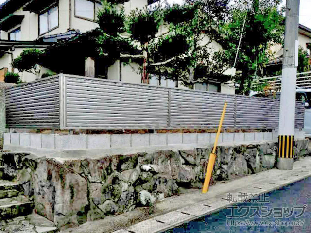 福岡県宮若市ののフェンス・柵 ミエーネフェンス 目隠しルーバータイプ　自由柱施工 施工例