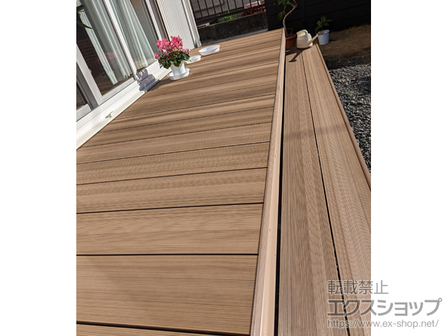 神奈川県伊勢原市ののウッドデッキ 樹ら楽ステージ 木彫 施工例