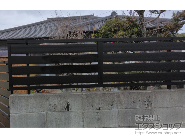 大分県大分市ののフェンス・柵 モクハイフェンス アルミ色タイプ フリーポールタイプ 施工例
