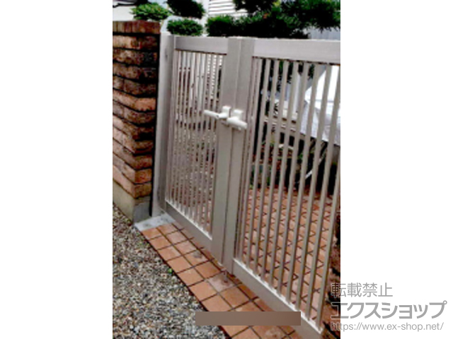 千葉県市川市のの門扉 シンプレオ門扉10型 たて粗格子 両開き 門柱使用 施工例