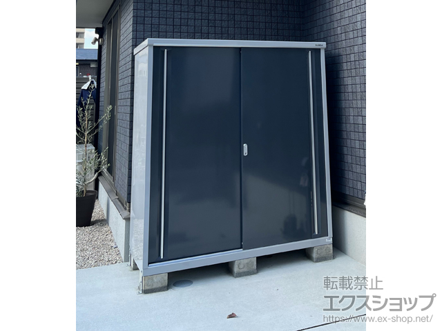 福岡県福岡市のの物置・屋外倉庫 シンプリー 一般型 1740×755×1903 MJX-177E-P-CG 施工例