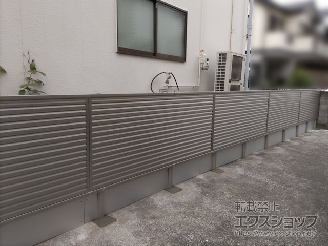 神奈川県横浜市ののフェンス・柵 ミエーネフェンス 目隠しルーバータイプ　自由柱施工 施工例