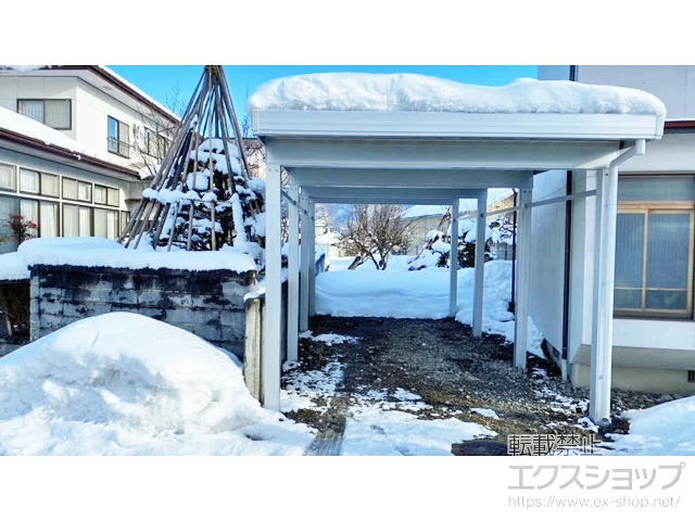 山形県西置賜郡白鷹町のLIXILのカーポート カーポートST 4500 奥行延長 8本柱 積雪～150cm対応 施工例
