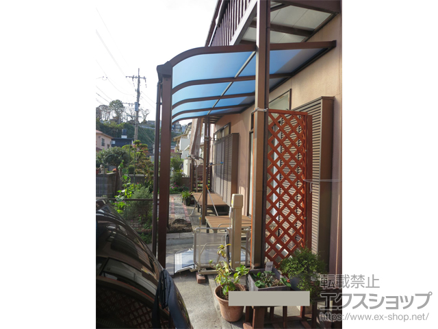 大分県大分市ののテラス屋根 ソラリア R型 テラスタイプ 単体 積雪〜20cm対応 施工例