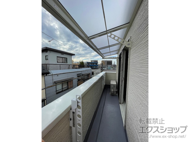 神奈川県横浜市ののバルコニー・ベランダ屋根 スピーネ F型 ルーフタイプ 単体 積雪〜20cm対応 施工例