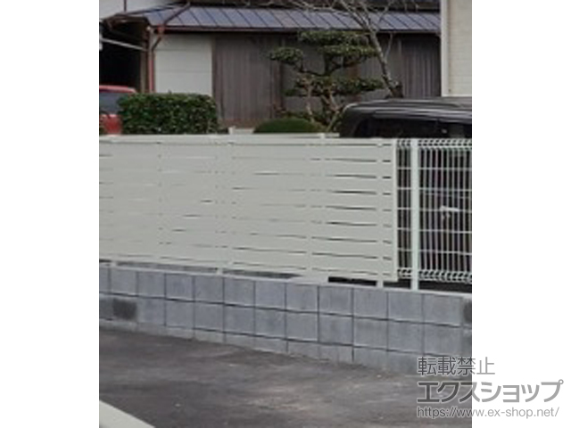 大分県竹田市ののフェンス・柵 フェンスAB YS3型 横スリット3 フリーポールタイプ［設置距離10ｍ+4ｍ］ 施工例