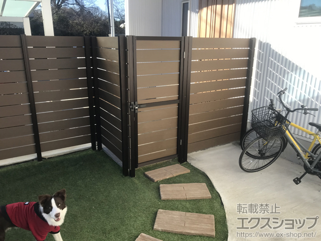 茨城県つくばみらい市のの門扉 プラド/one用扉 隙間10mm W750/H1800(扉高さ1,700mm) ※2台分 施工例