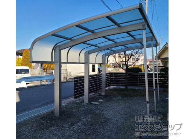長野県松本市ののカーポート レイナキャップポートグラン50　積雪〜50cm対応+着脱式サポート柱 施工例