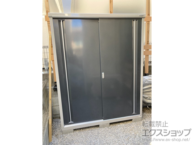 東京都板橋区のの物置・屋外倉庫 シンプリー 一般型 1520×515×1903 MJX-155E-P-CG 施工例