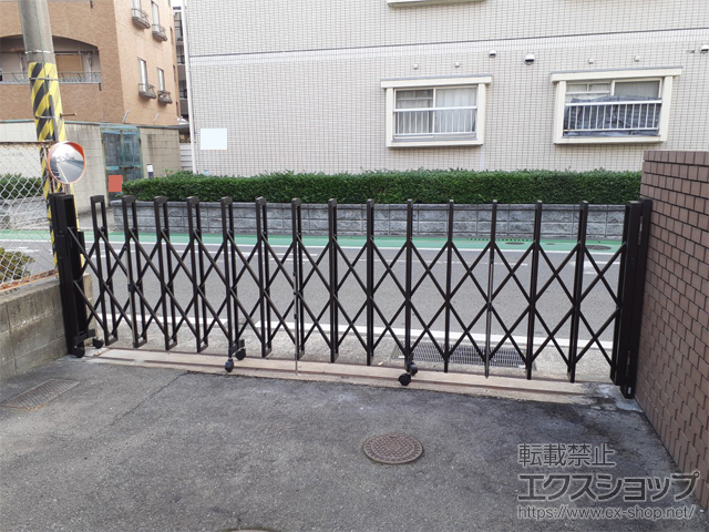 福岡県福岡市ののカーゲート トリップゲートII 2型 スタンダード ノンレール 片開き　40S 施工例