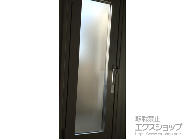 神奈川県大和市のの二重窓（内窓） インプラス 開き窓 外観右吊元 施工例