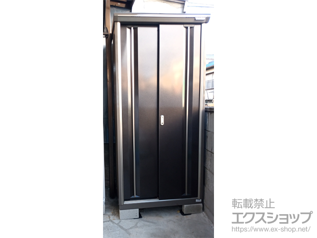 愛知県名古屋市のの物置・屋外倉庫 ナイソーシスター　900×720×1903（KMW-097E） KMW-097E-CB 施工例