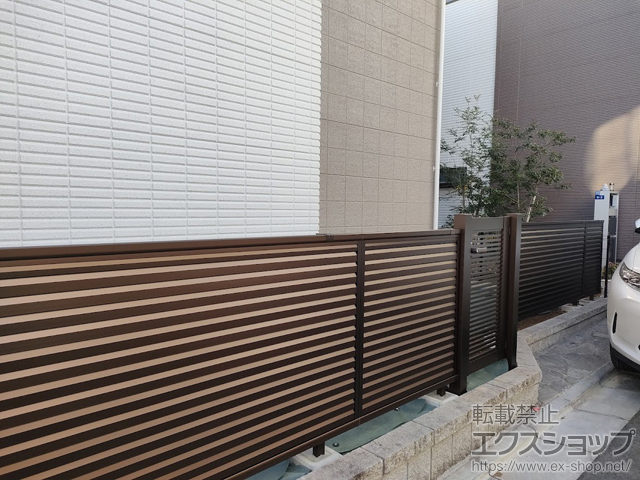 東京都葛飾区のの門扉、フェンス・柵 ミエーネフェンス 目隠しルーバータイプ 自由柱施工 施工例