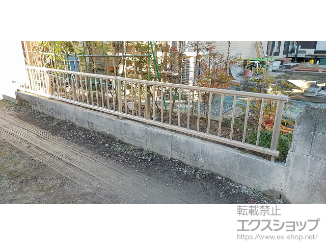 宮城県亘理郡亘理町ののフェンス・柵 ミエッタフェンス　防犯たて格子タイプ　自由柱施工 施工例
