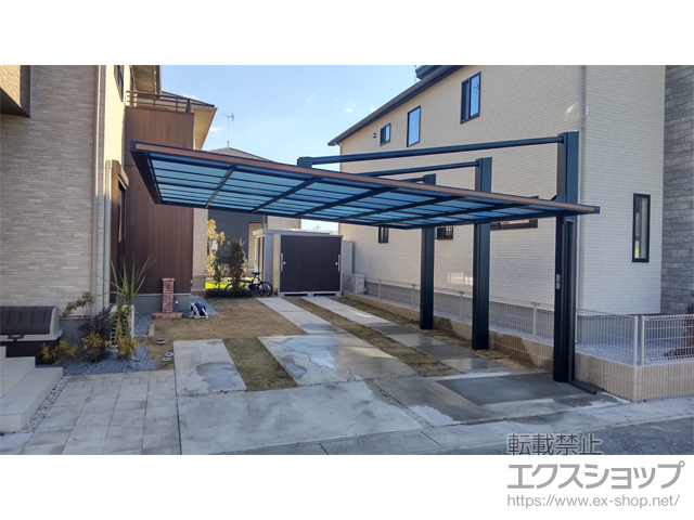 栃木県宇都宮市ののカーポート ダブルフェース 木調枠タイプ 側面支持タイプ 積雪〜20cm対応 施工例