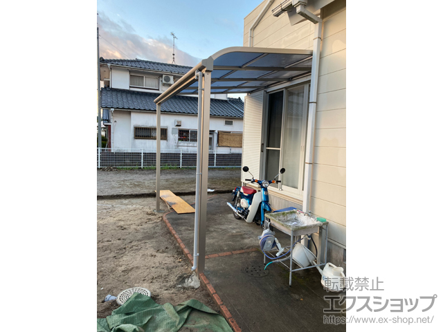 鹿児島県霧島市ののテラス屋根 ソラリア R型 テラスタイプ 単体 積雪〜20cm対応 施工例