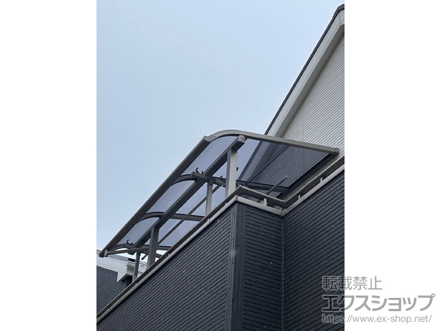 東京都板橋区ののバルコニー・ベランダ屋根 スピーネ R型 屋根タイプ 単体 積雪〜20cm対応 施工例